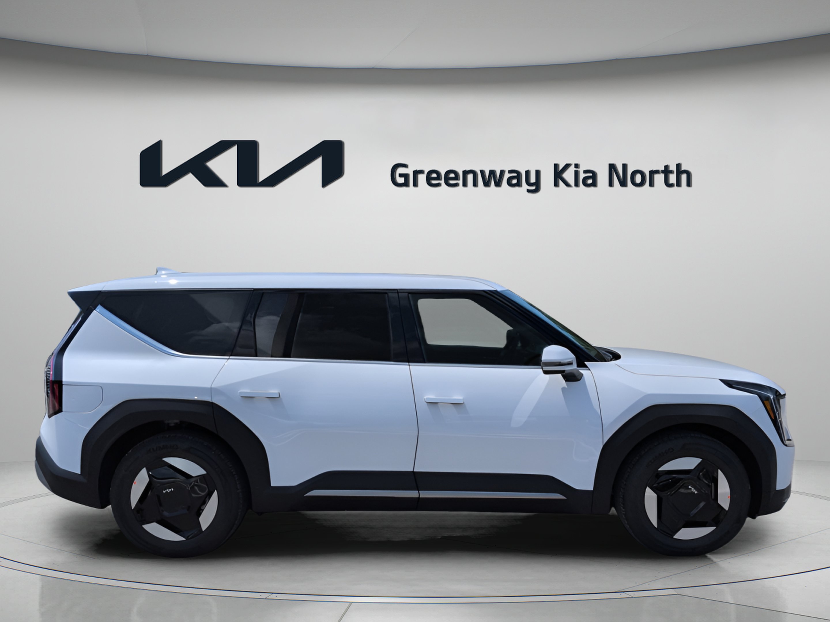 New 2026 Glacial White Pearl Kia Light RWD image 9