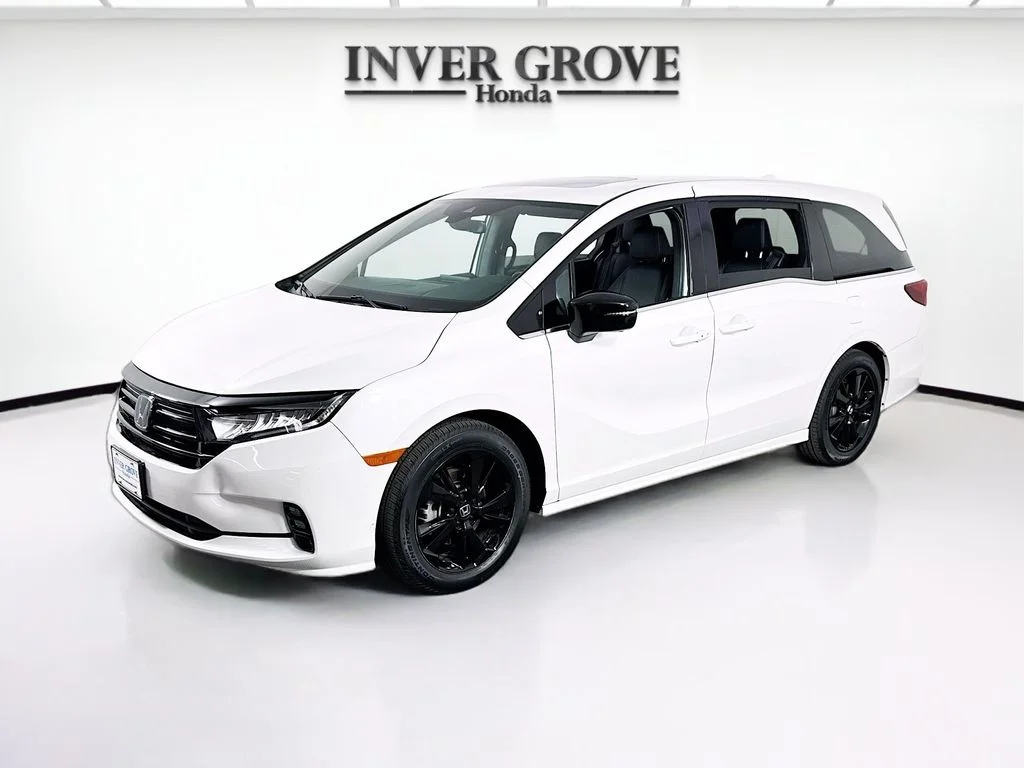 Used 2024  Honda Sport image 1