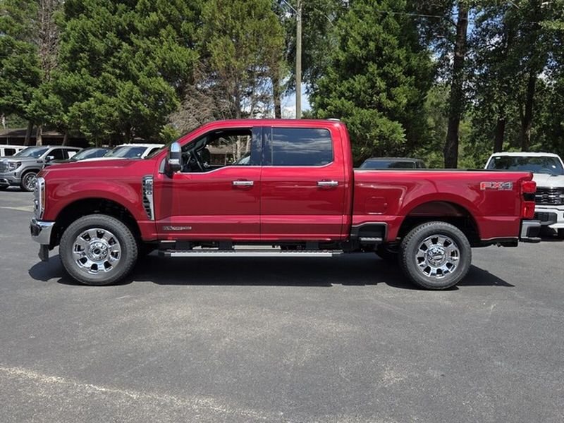 New 2026 Ruby Red Metallic Tinted Clearcoat Ford F-250® Lariat® image 5