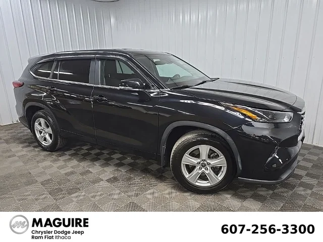 2023 Toyota Highlander LE