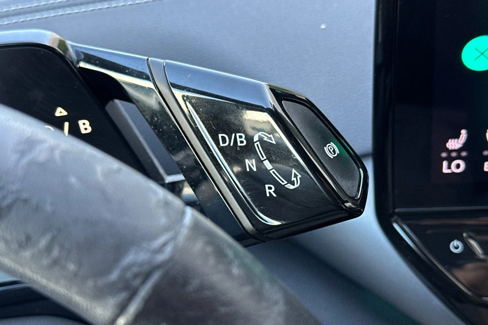 2023 Volkswagen ID.4 PRO - Photo 22