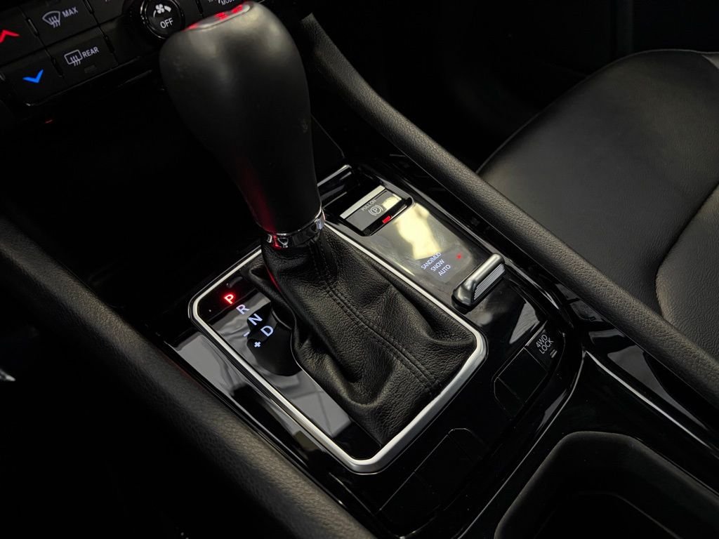 Used 2024 Gray Metallic Jeep Limited image 28
