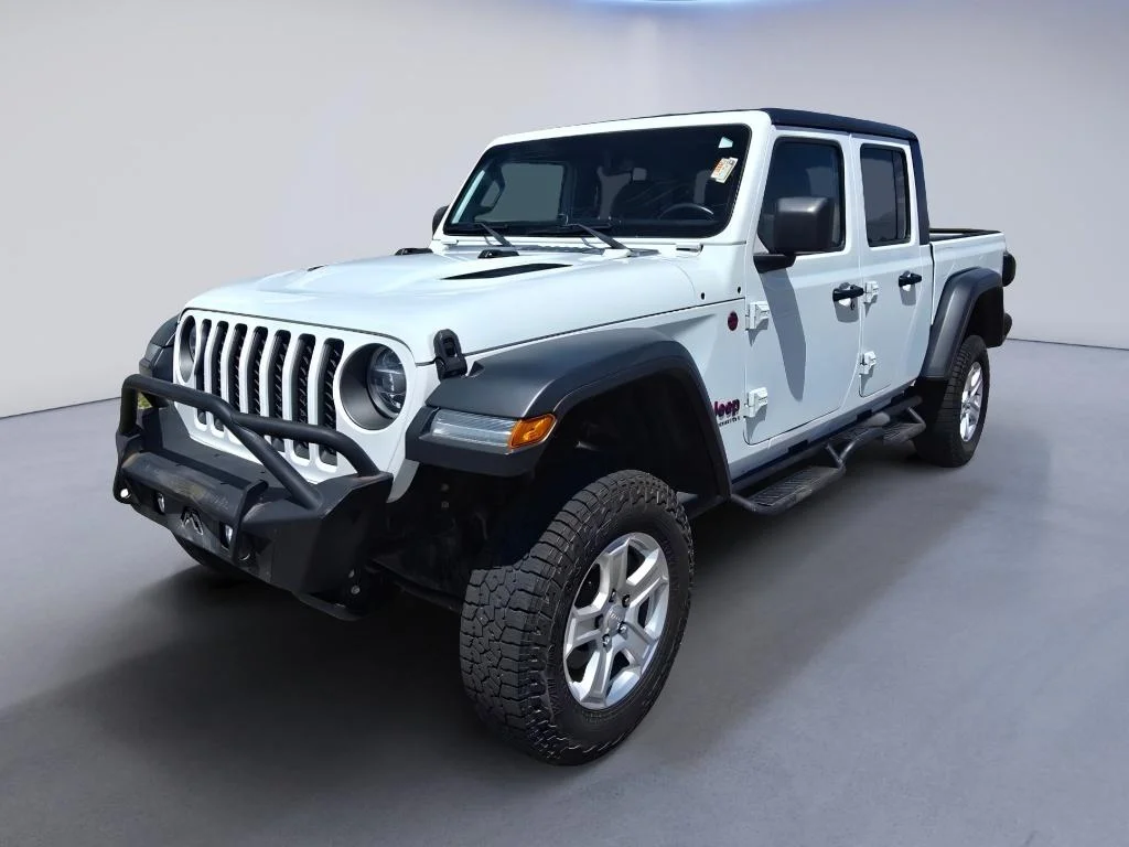 Used 2020 Bright White Clearcoat Jeep Rubicon image 1