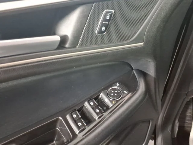 Used 2018 Black Ford SEL image 14