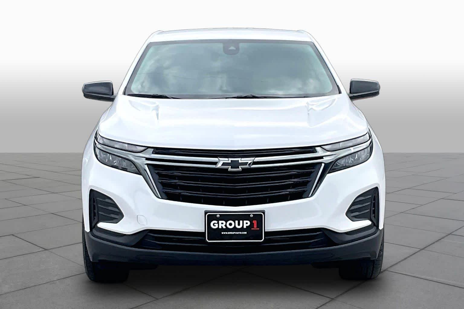 Used 2024 Summit White Chevrolet LS image 4