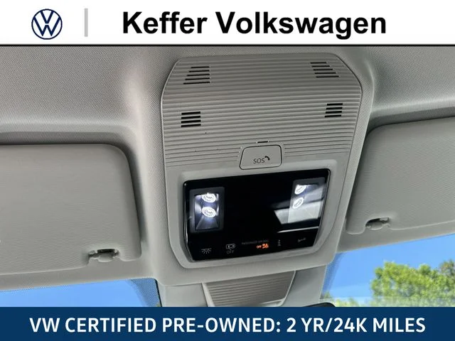 Certified Used 2025 White Volkswagen 2.0T SE image 28