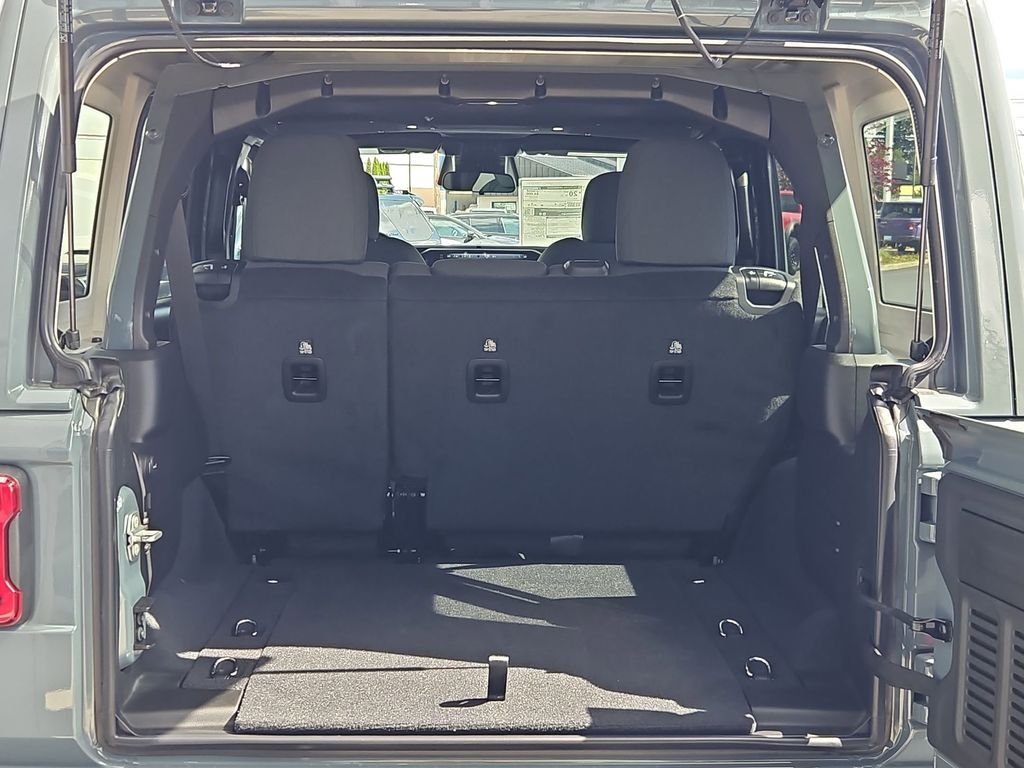New 2026 Anvil Clearcoat Jeep Rubicon image 24