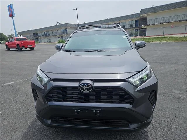 Used 2024 Gray Toyota XLE Front-Wheel Drive image 8