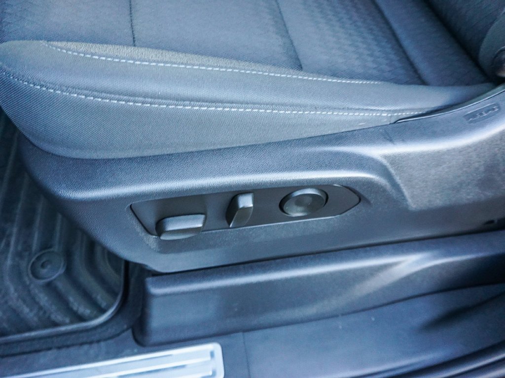 Used 2023 Black GMC Elevation image 20