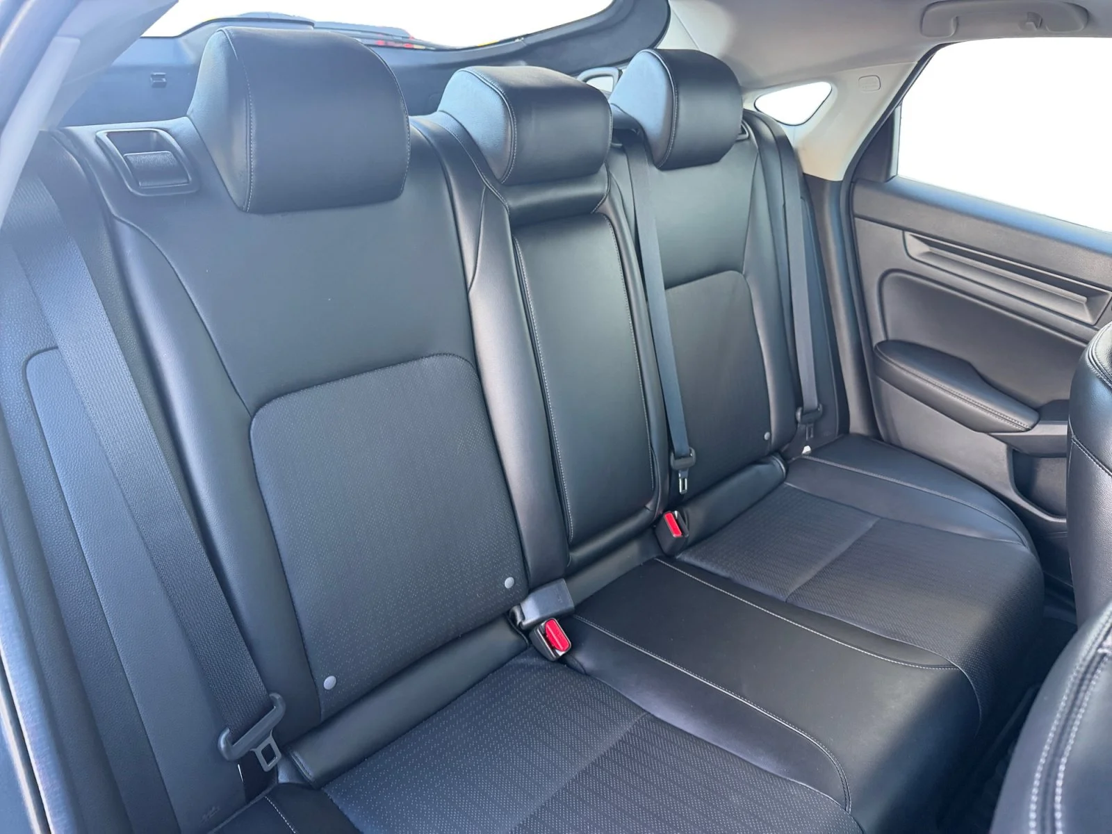 Used 2024 Gray Honda EX-L image 33