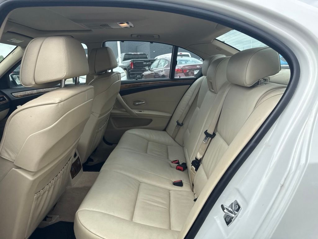 Used 2008 White BMW 535xi image 10