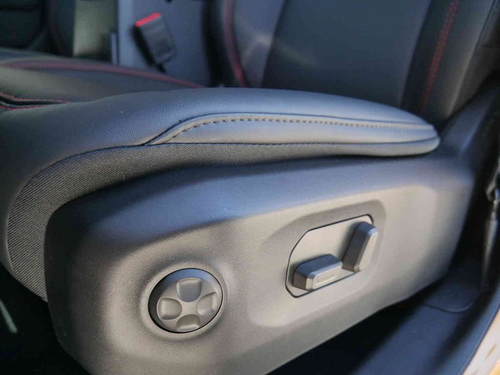 New 2026 Goldilocks Exterior Paint Jeep  image 27