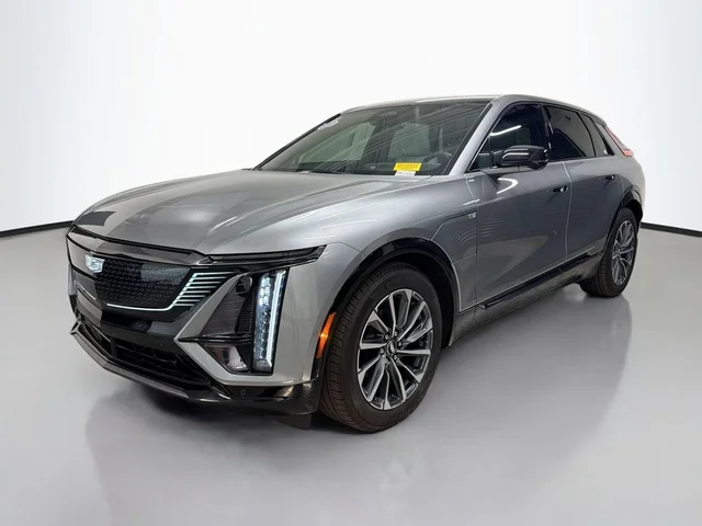 2024 Cadillac LYRIQ Sport