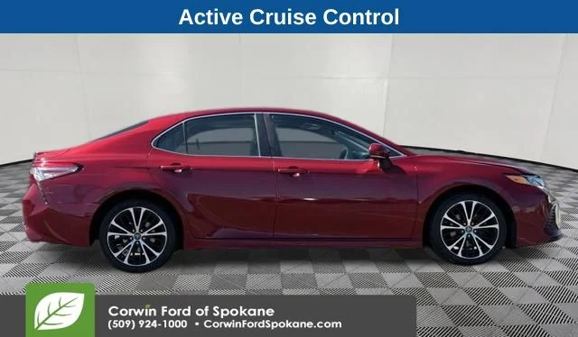 Used 2018 Ruby Flare Pearl Toyota SE image 10