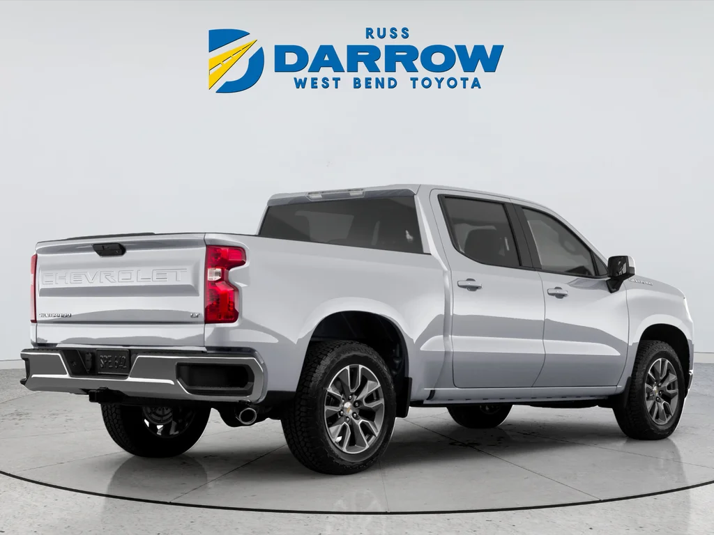 Used 2019 Silver Chevrolet LT image 3