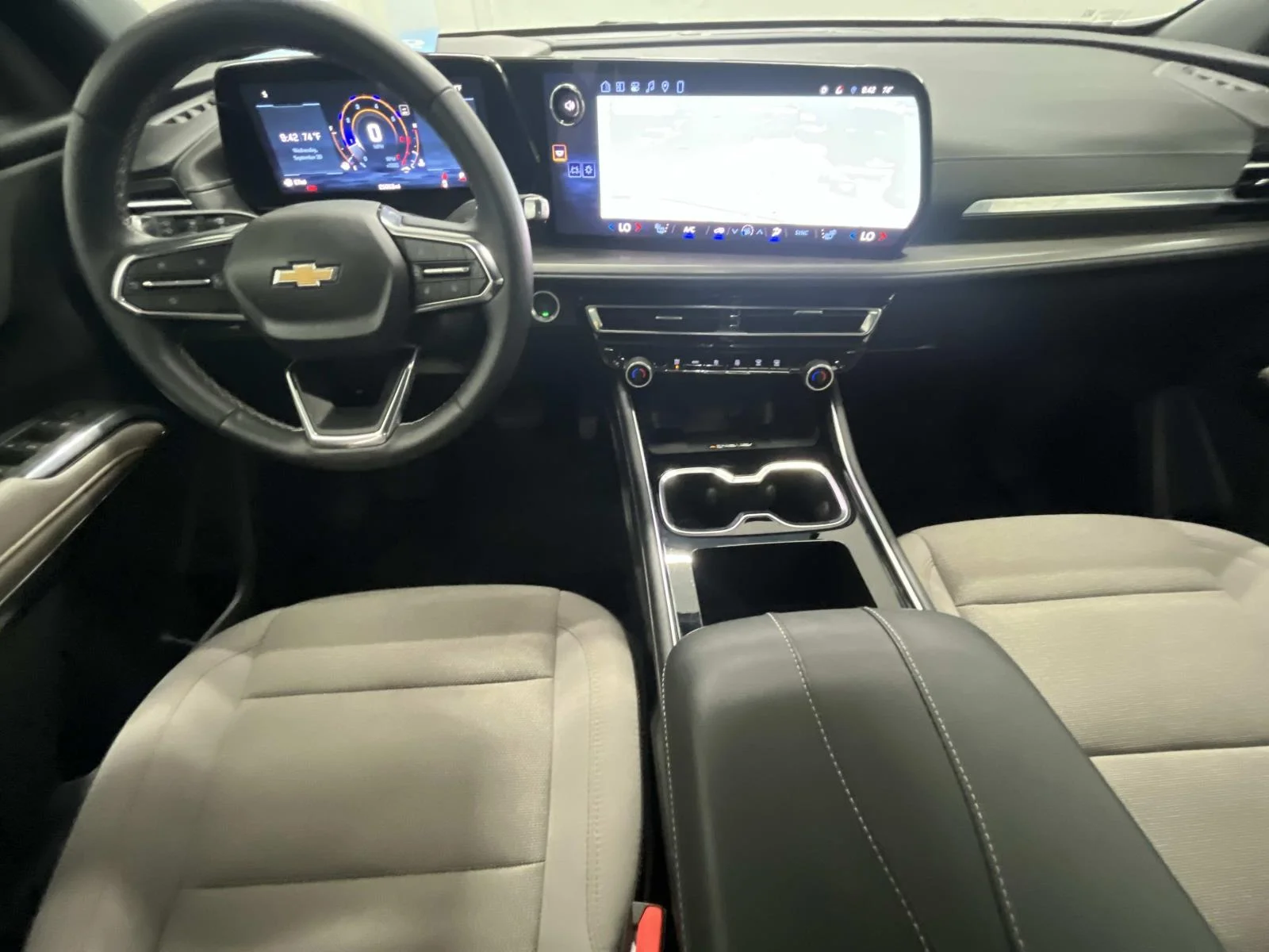 Used 2026 Summit White Chevrolet LT image 14