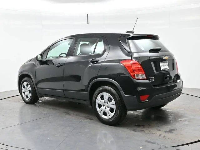 Used 2017 MOSAIC BLACK METALLIC Chevrolet LS image 5