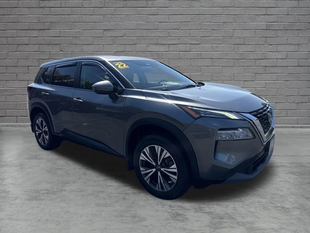 Used 2022 Gray Nissan SV image 1