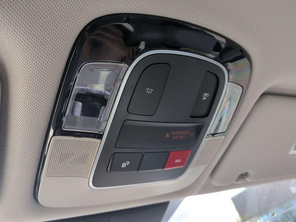New 2026 Gray Hyundai SE FWD image 22