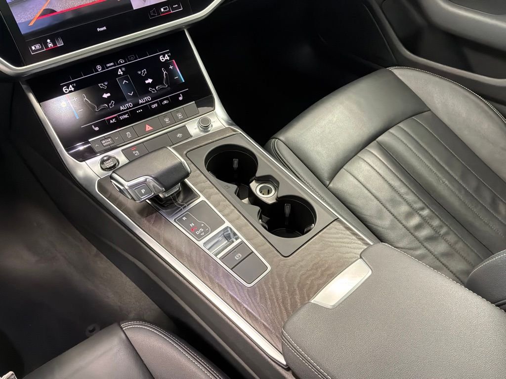 Used 2023  Audi 45 Premium image 21