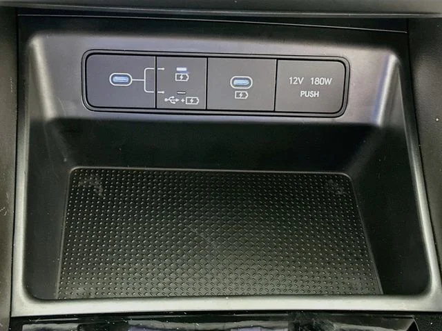New 2026 Hyundai TUCSON SE