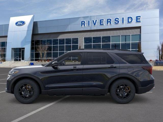 New 2026 Agate Black Metallic Ford Tremor® image 27