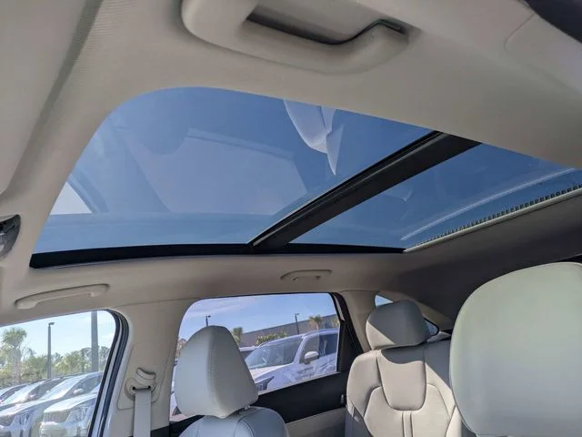New 2025 Glacial White Pearl Kia S image 20