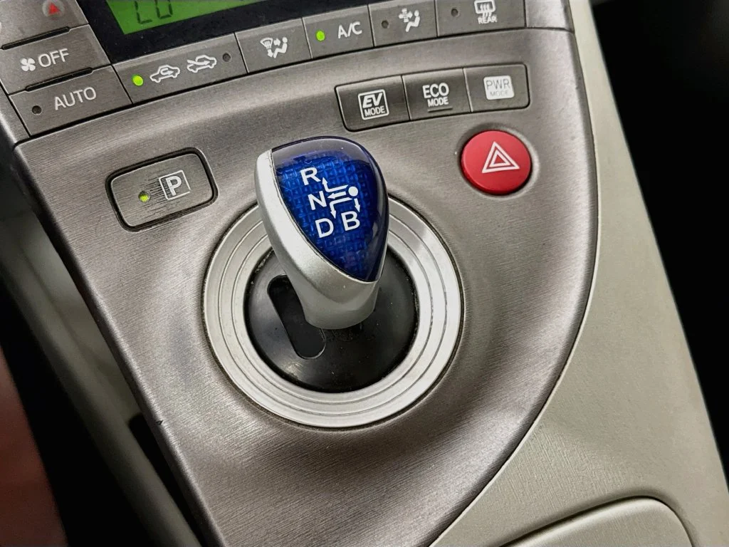 Used 2014 Silver Toyota Three image 20