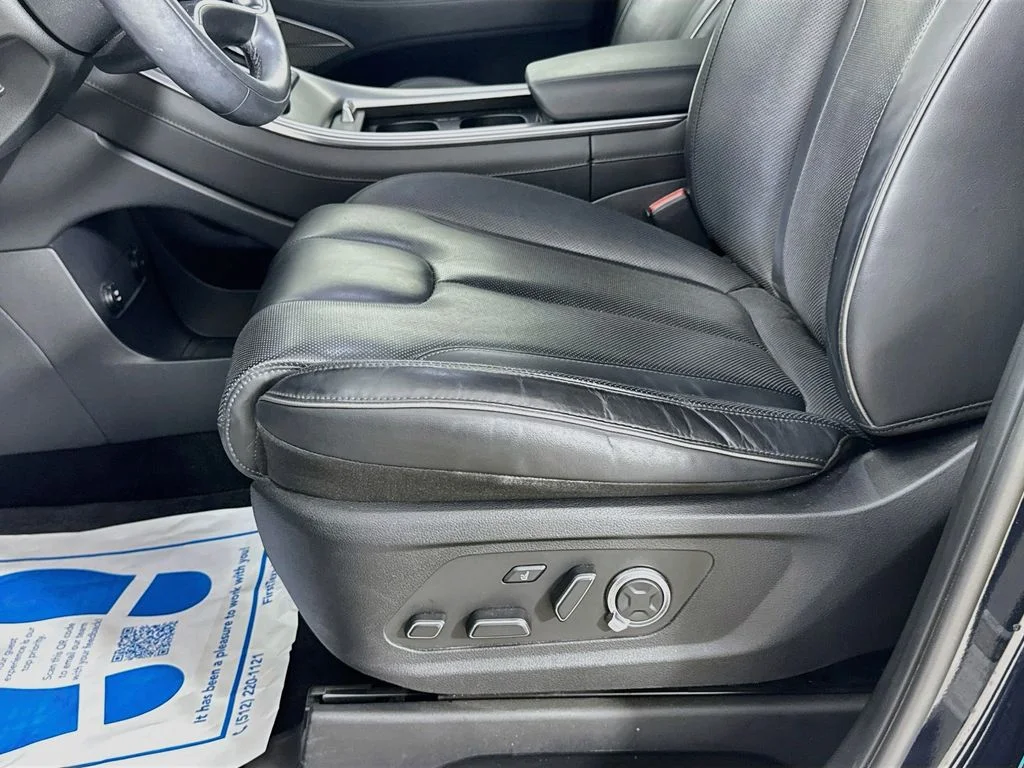 Used 2023 Moonlight Cloud Hyundai Calligraphy image 25