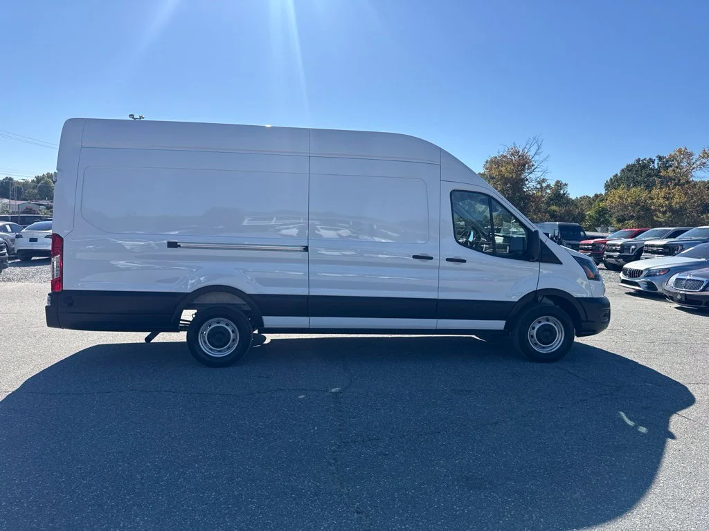 Used 2026 White Ford Base image 6