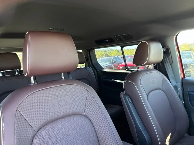 New 2025 Cherry Red W/Metro Silver Upper Volkswagen Pro S image 16