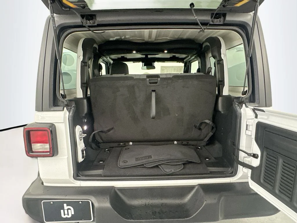 Used 2025 White Jeep Sport S image 25