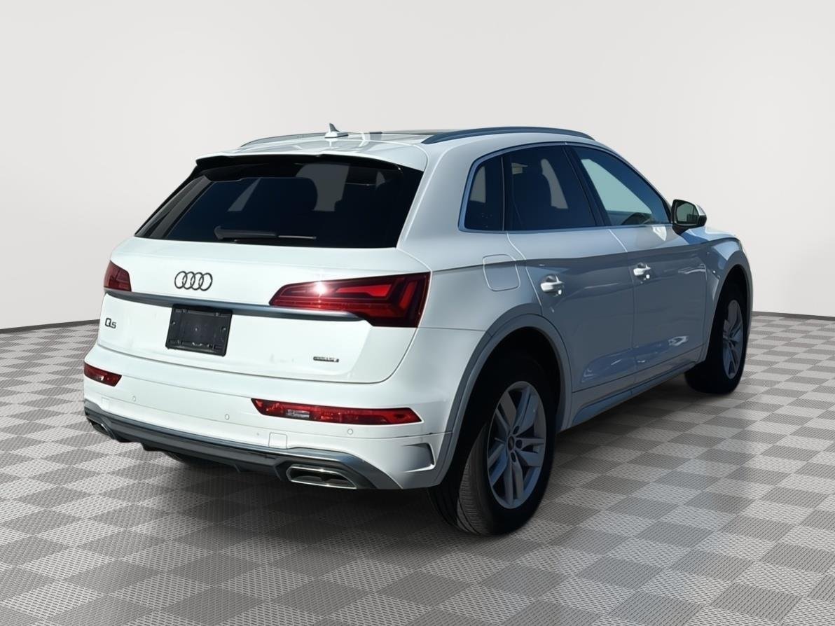 Used 2023 Glacier White Metallic Audi 2.0T quattro Premium S line image 7