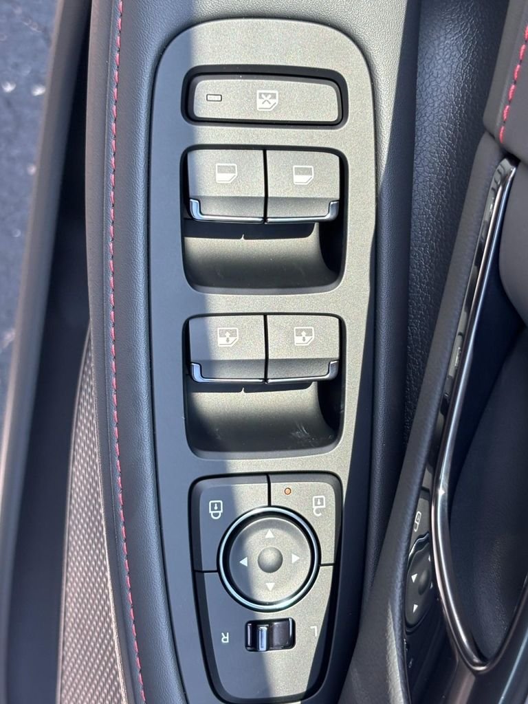2025 Hyundai Sonata N Line - Photo 41