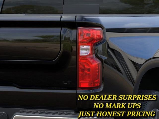2025 Chevrolet Silverado 1500 LT - Photo 11