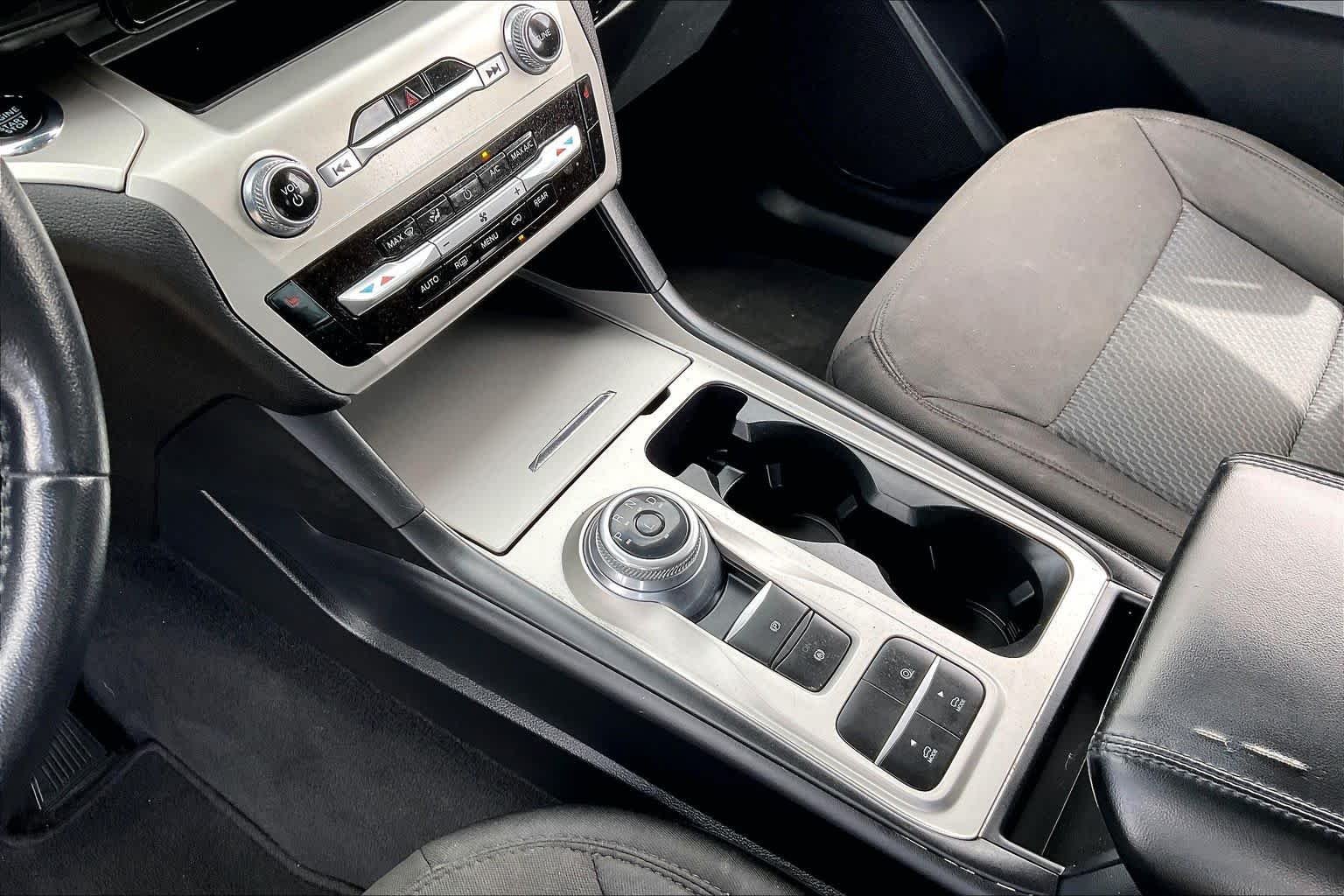 Used 2022 Agate Black Metallic Ford XLT image 16