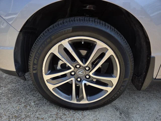Used 2017 Silver Acura w/Advance Pkg image 25