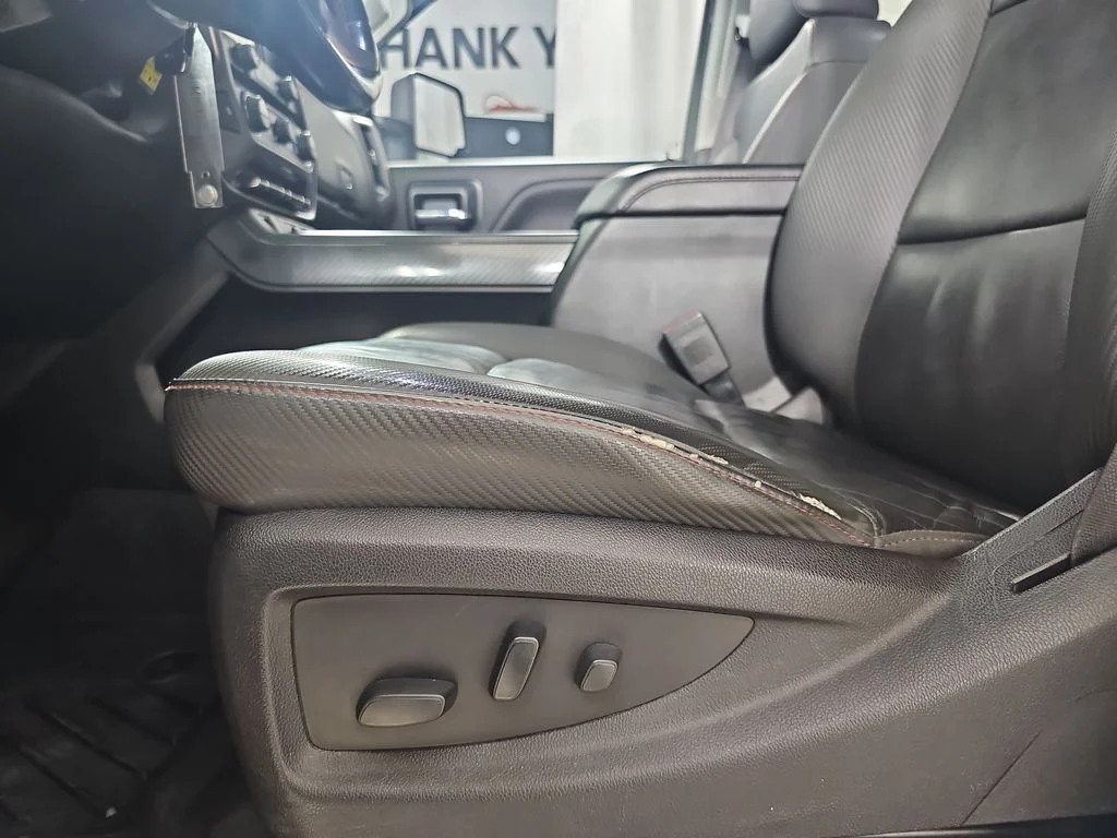 Certified Used 2018 White GMC SLT image 33