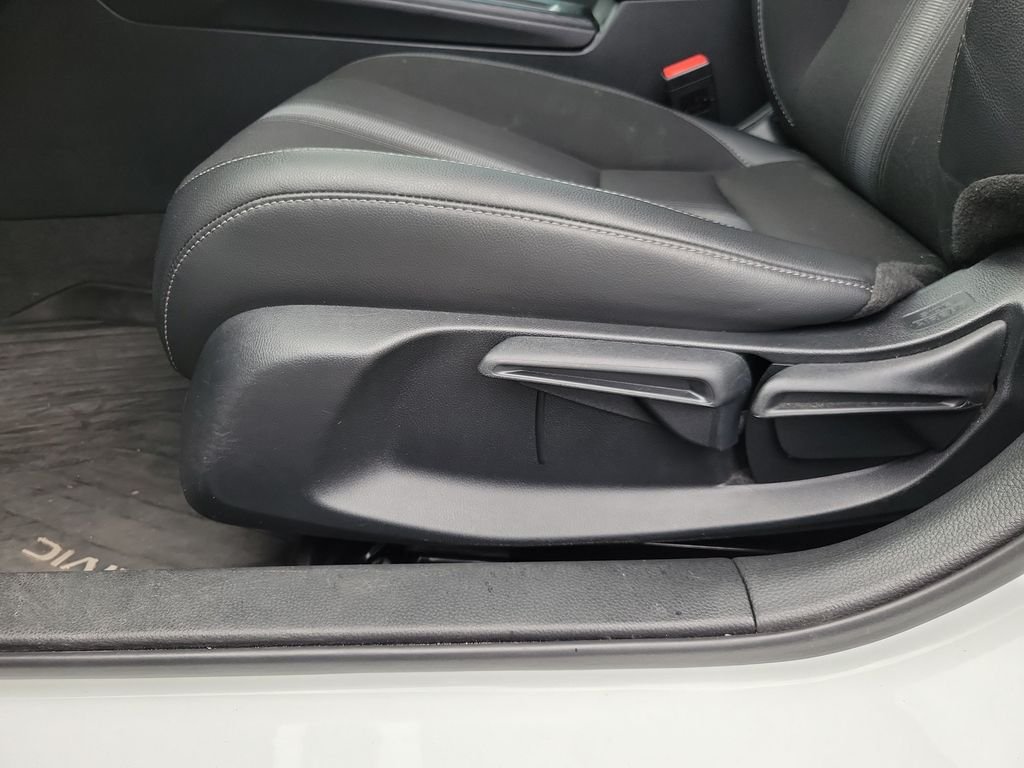 2024 Honda Civic Hatchback Sport - Photo 23