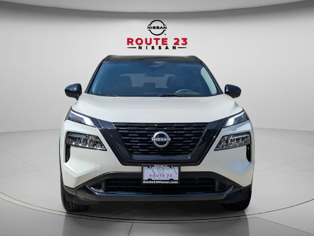 Certified Used 2023 White Nissan SV image 3