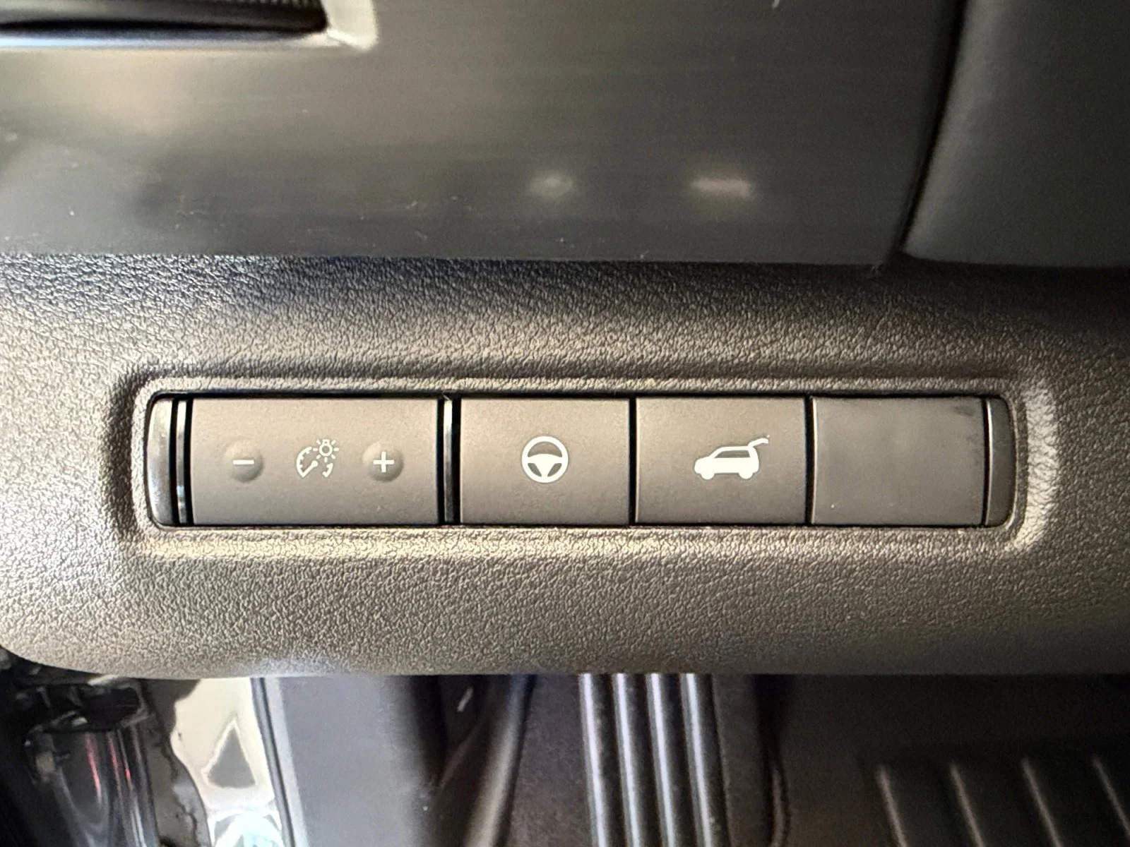 New 2026 Everest White Pearl Tricoat Nissan SL image 31