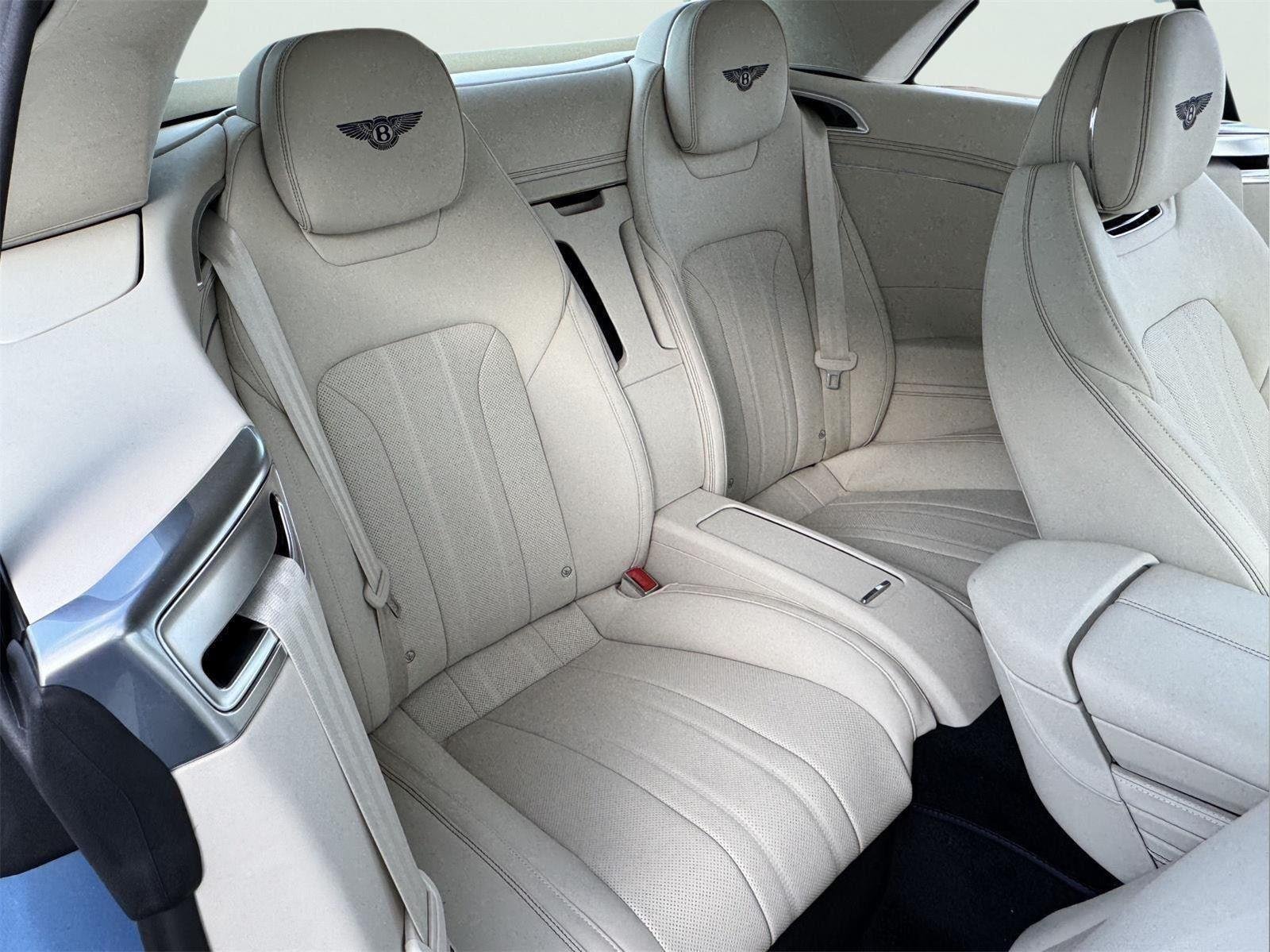 2026 Bentley Continental GTC Base - Photo 30