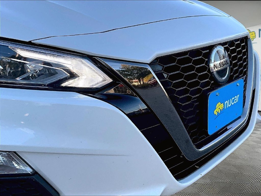 Certified Used 2021 White Nissan 2.5 SR image 30