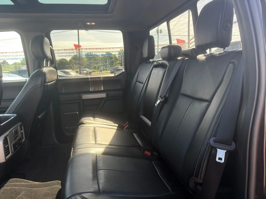 Used 2018 Red Ford Lariat image 17