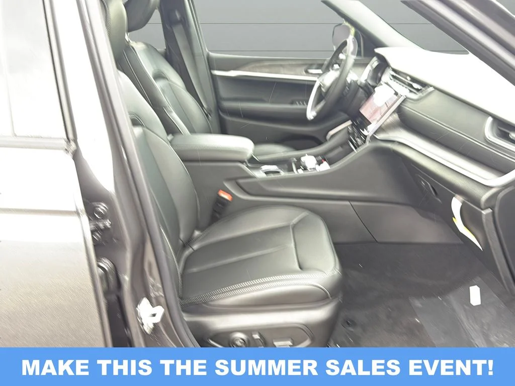 2025 Jeep Grand Cherokee L Limited - Photo 13