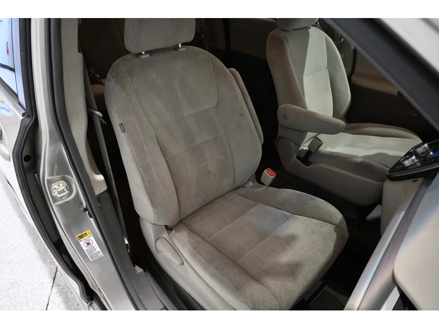 Used 2015 GOLD Toyota LE Mobility Handicap Van image 16