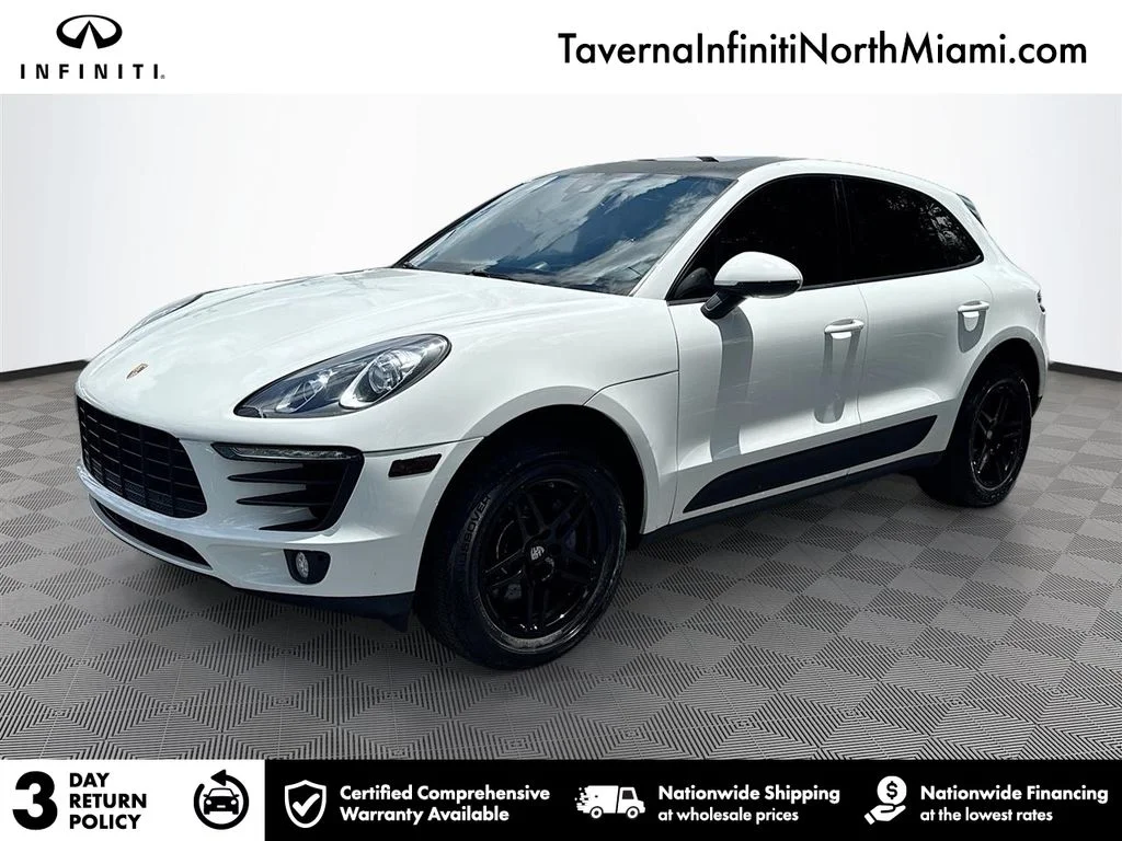 2018 Porsche Macan -'s photo