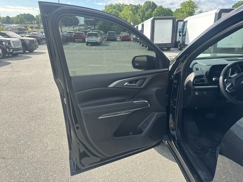 Used 2024 Black Chevrolet LT image 22