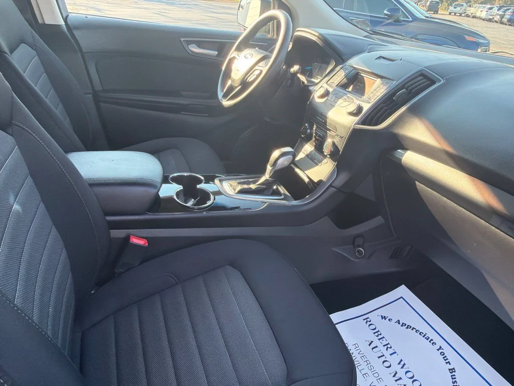 Used 2018 Magnetic Metallic Ford SE image 13