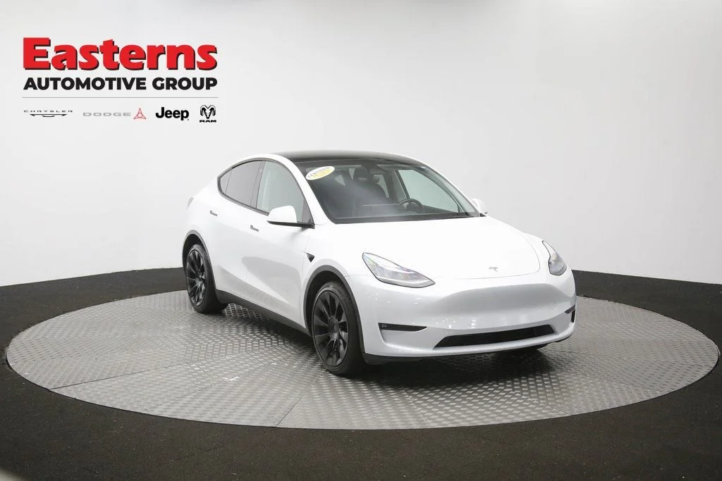 Used 2022 White Tesla Long Range image 45